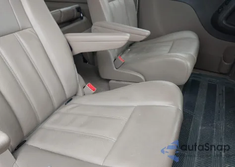 2013 Chrysler Town & Country Touring-L from USA, damaged, VIN 2C4RC1CG7DR620451